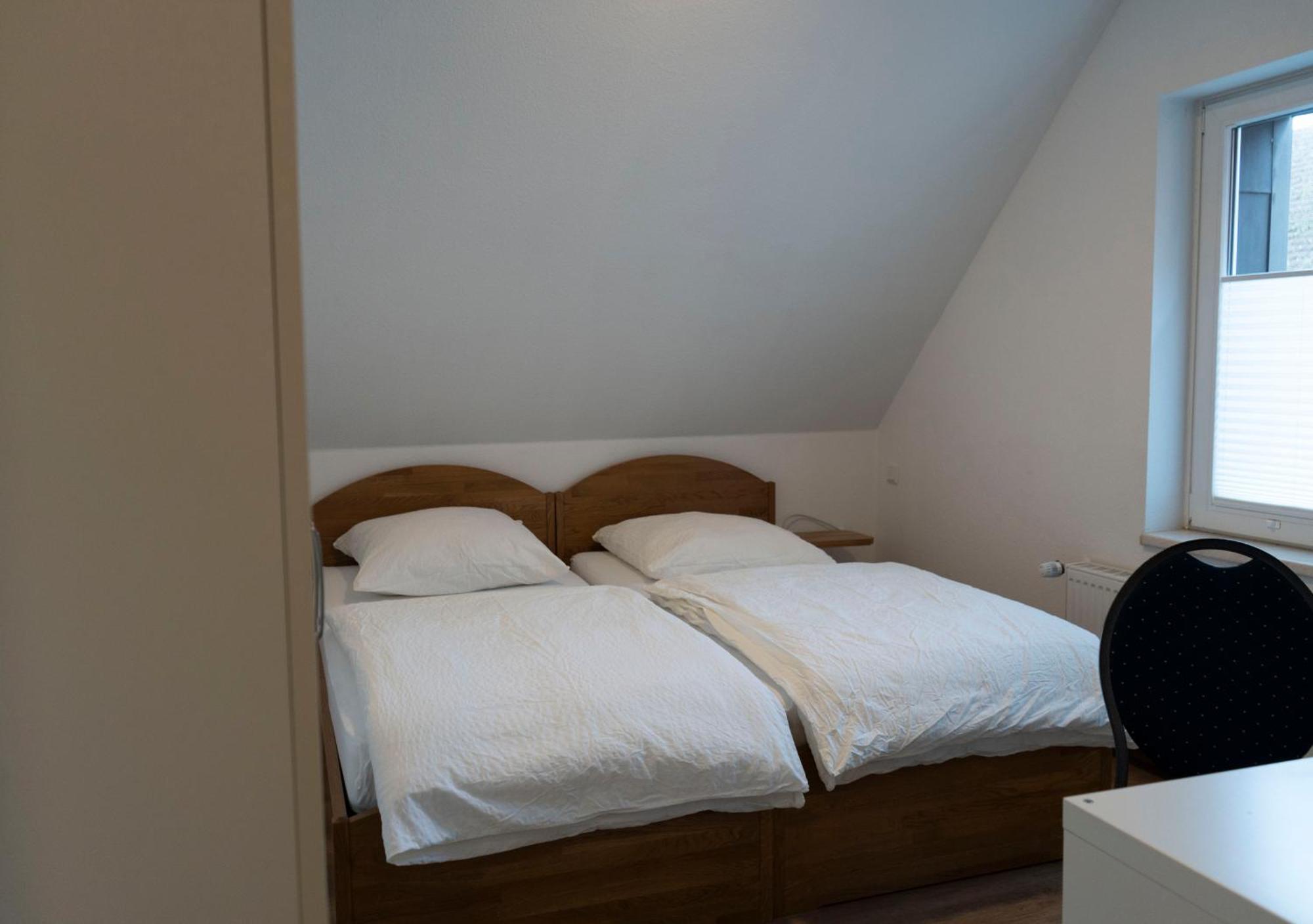 Gaststaette Zur Eiche Hotell Hannover Exteriör bild