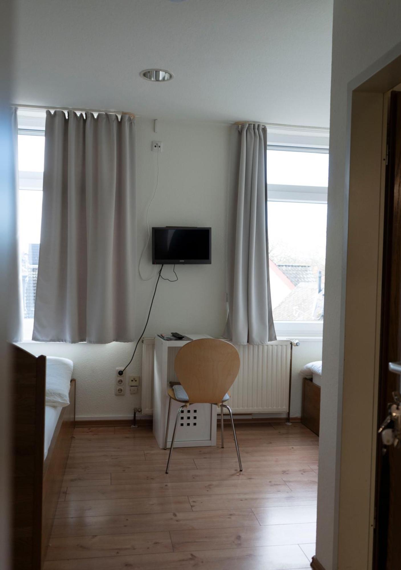 Gaststaette Zur Eiche Hotell Hannover Exteriör bild