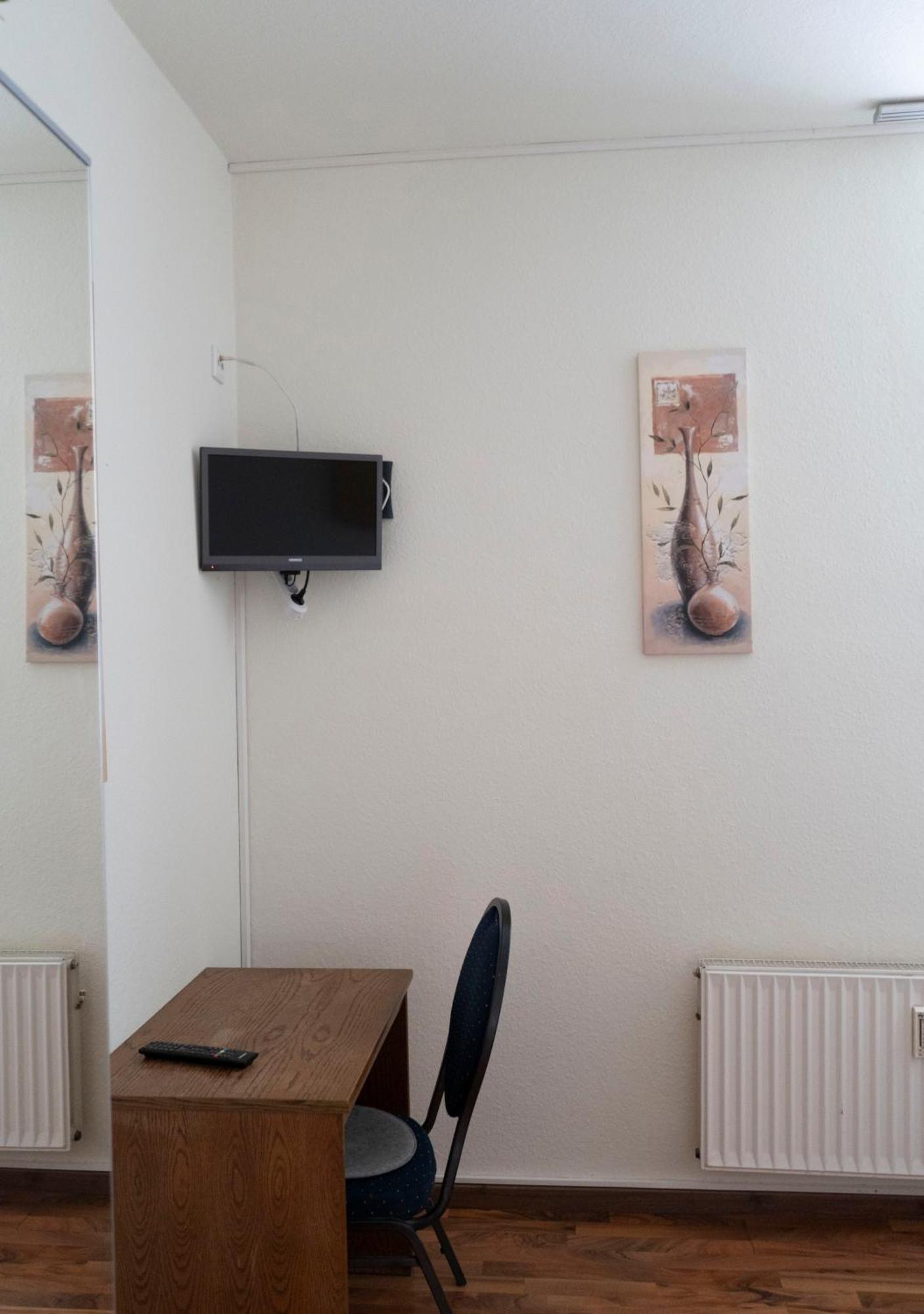 Gaststaette Zur Eiche Hotell Hannover Exteriör bild