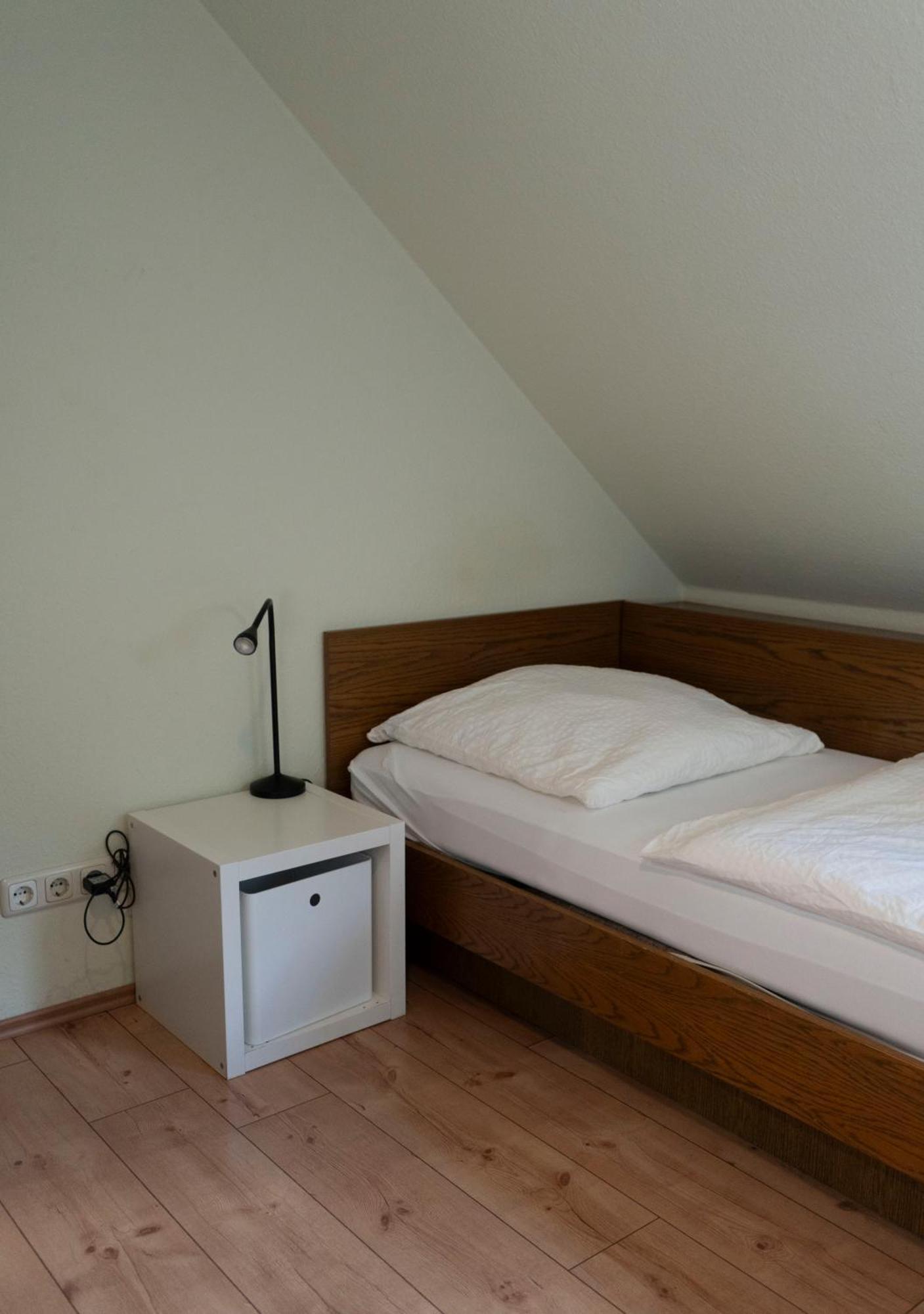 Gaststaette Zur Eiche Hotell Hannover Exteriör bild