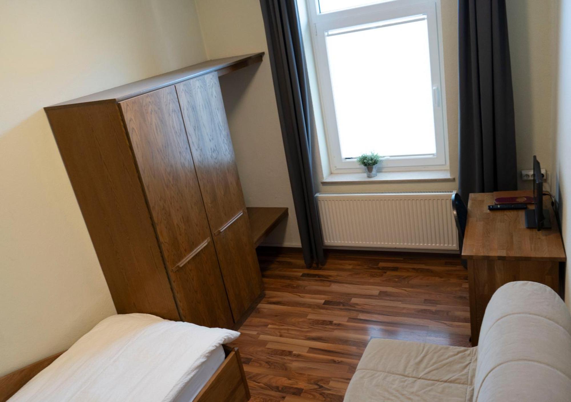 Gaststaette Zur Eiche Hotell Hannover Exteriör bild